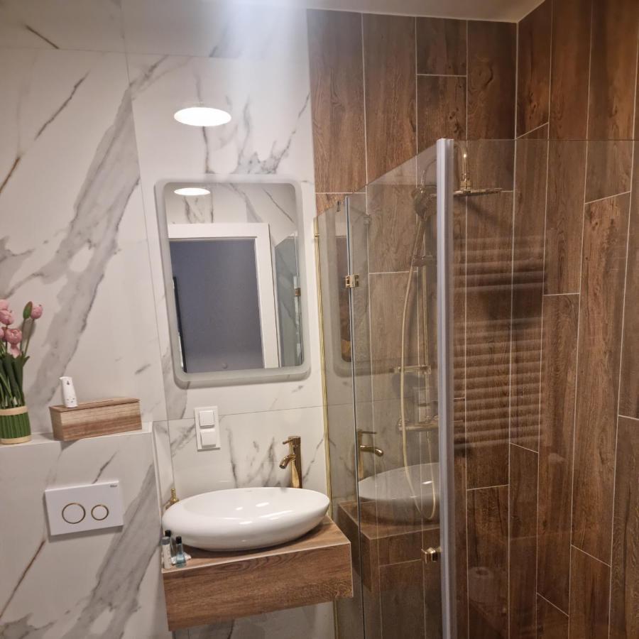 Apartament Anna Leszno  Buitenkant foto